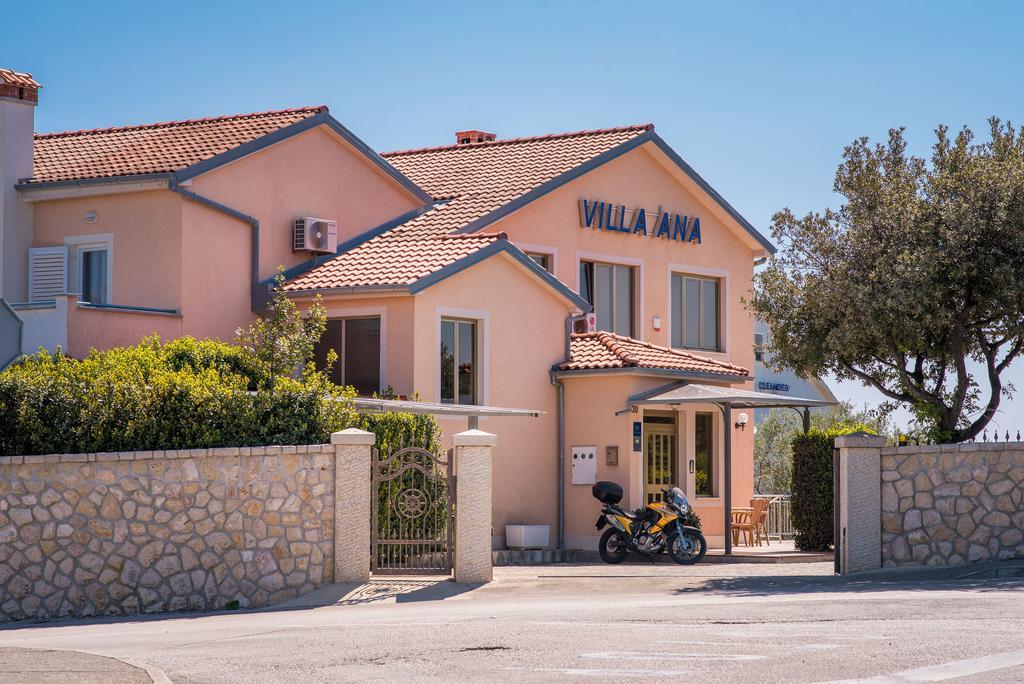 B&B Villa Ana Krk Town Bagian luar foto